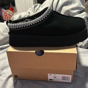 Ugg tazz black slippers